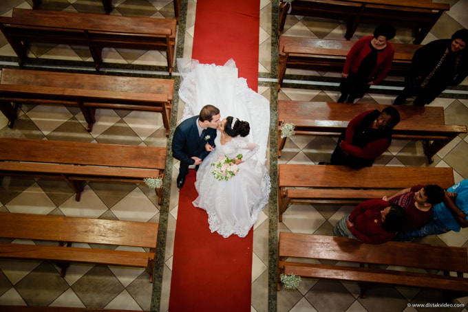 10 Melhores Fotógrafos de Casamento em Santa Bárbara do Tugúrio