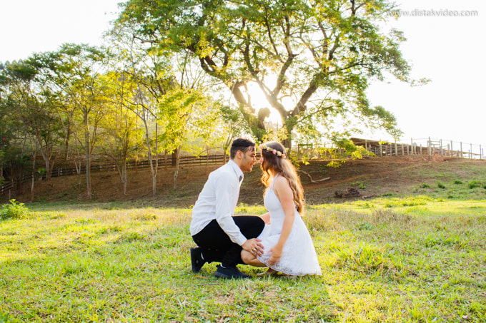 Fotos de ensaio pré-casamento em São João Evangelista